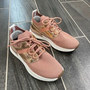 Kenneth Cole Rose Gold Life-Lite Sock Sneakers